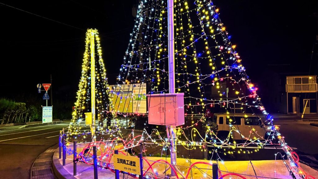 加賀笠間駅前のイルミネーションと夜景